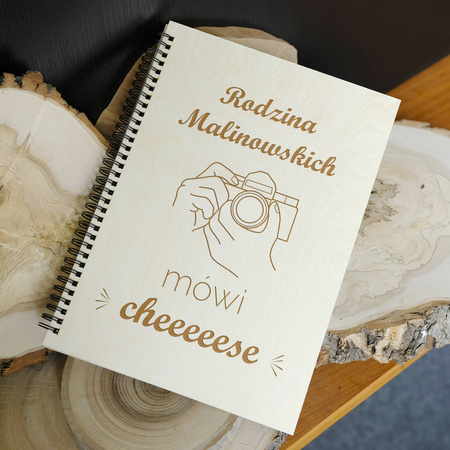Naturalny album pionowy z personalizowaną okładką - Album rodzinny