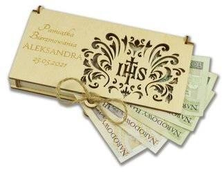 Personalizowane ażurowe pudełko na pieniądze -  Prezent na Bierzmowanie