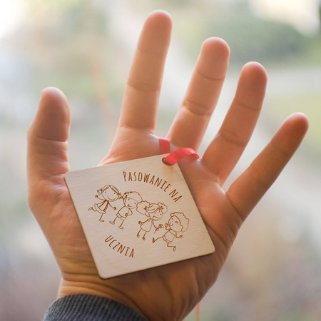 Medal na pasowanie, ślubowanie - Drewniany