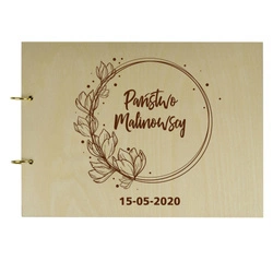 Naturalny album poziomy z personalizowaną okładką - Prezent dla Młodej Pary 