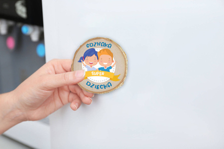 Prezent na Dzień Dziecka - Drewniany magnes