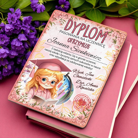 Drewniany dyplom pasowania z kolorowym nadrukiem