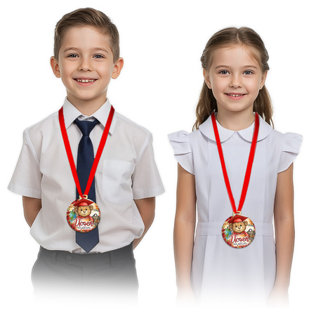 Drobny medal dla uczniów i dzieci na pasowanie