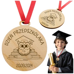 Medal Dzień Przedszkolaka - Drewniany, personalizacja, wiele wzorów